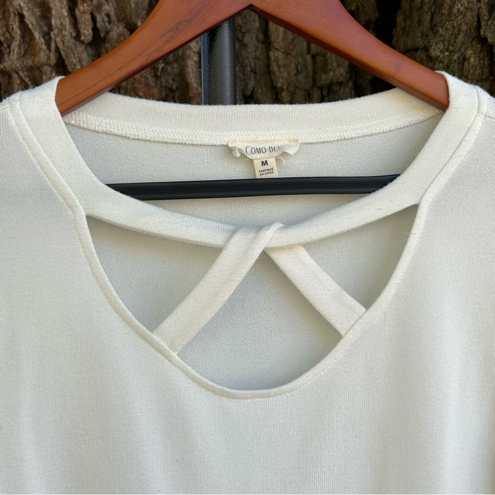 COMO BLU Soft Ivory Knit Long Sleeve Pullover, Brass Studded Sleeves Size Medium